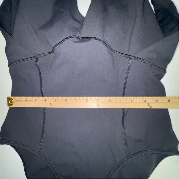 Lululemon City One-Piece bodysuit Womens L/XL Black Cross Back Open Back Yoga - Picture 14 of 15